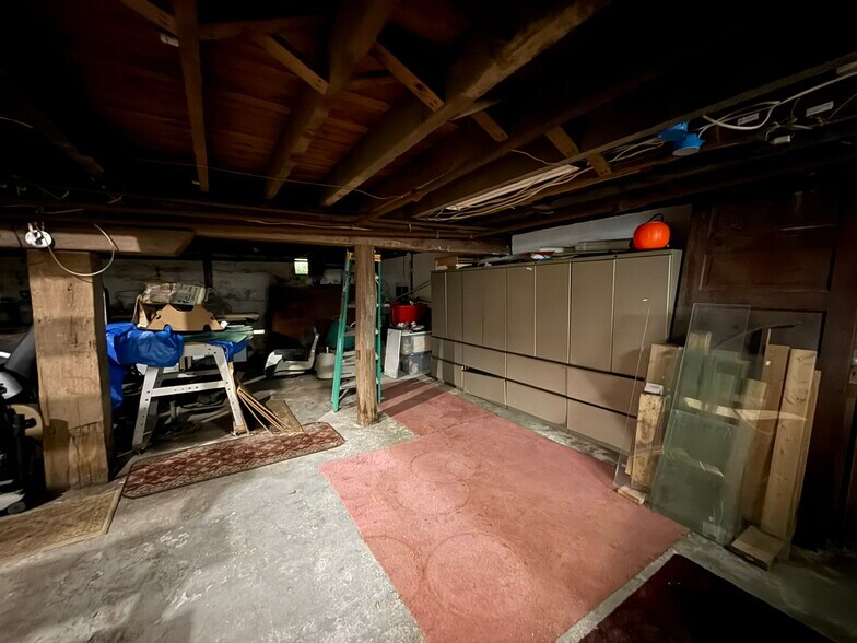 More Photos Of 40 Hockersville Rd, Hershey Freestanding For Sale