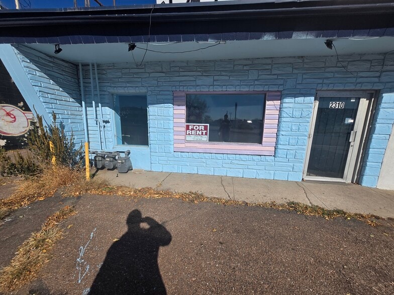 More Photos Of 2318-2332 E Platte Ave, Colorado Springs Freestanding For Lease