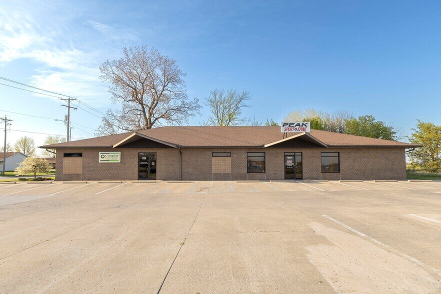 More Photos Of 2100 Silva Ln, Moberly Office For Sale