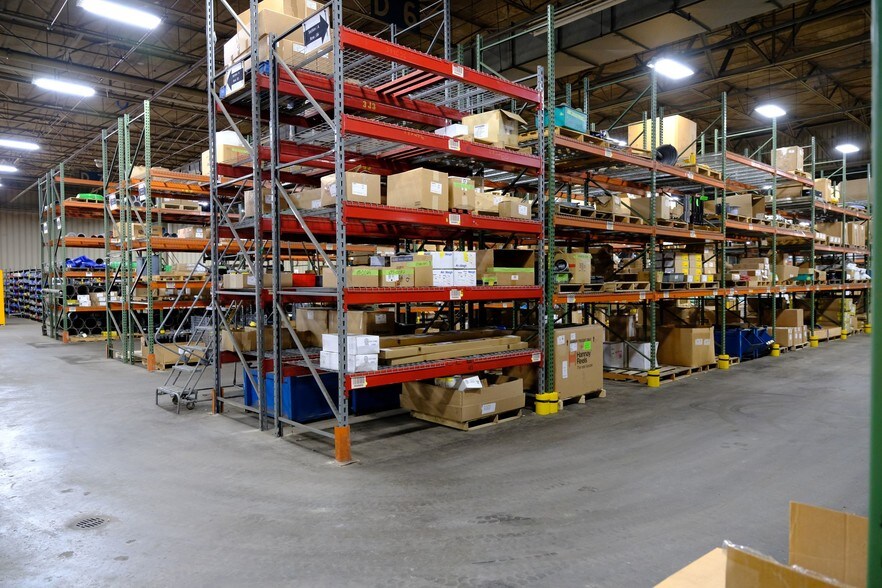 More Photos Of 27811-27841 State Route 7, Marietta Warehouse For Lease