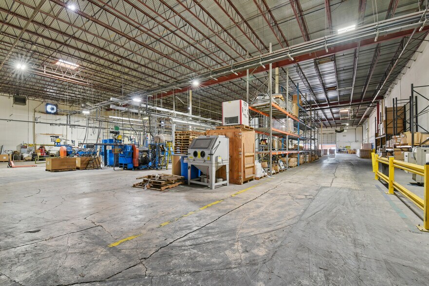 More Photos Of 4267 Dividend Rd, San Antonio Warehouse For Sale