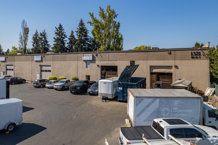 More Photos Of 1321-1417 NE 76th Ave, Vancouver Warehouse For Lease