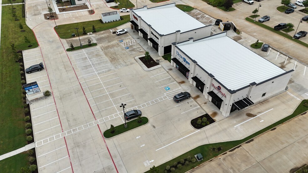 More Photos Of 7596 Old Jacksonville Highway, Tyler Flex For Lease