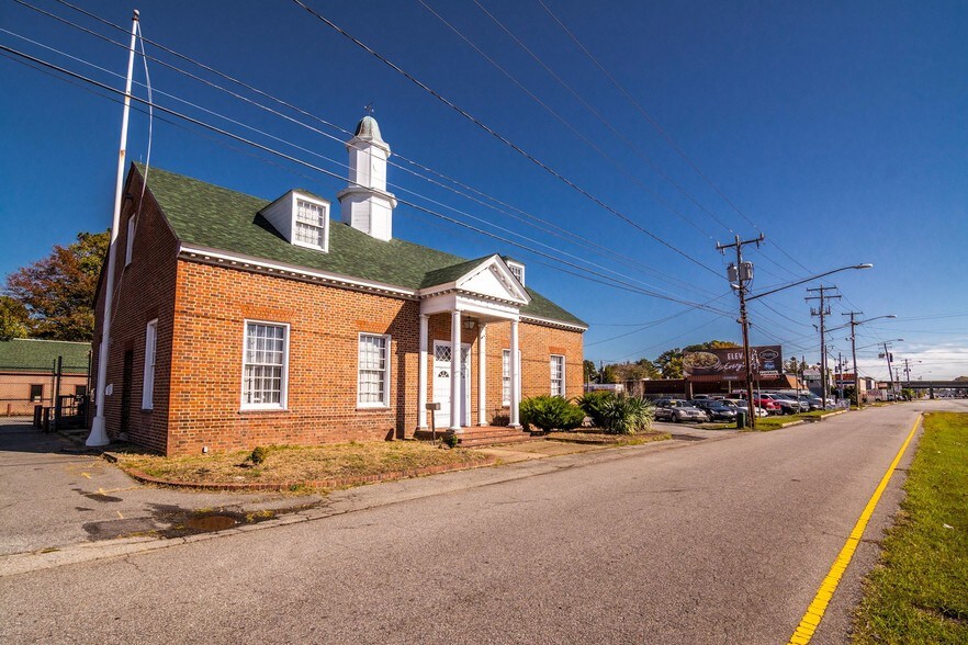 Primary Photo Of 6024 E Virginia Beach Blvd, Norfolk Office For Sale