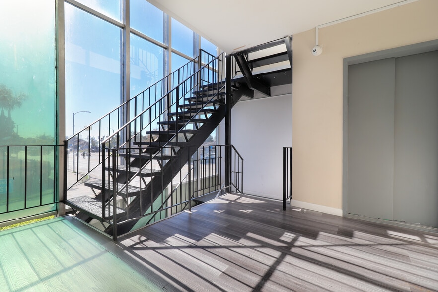 More Photos Of 110 S Garfield Ave, Montebello Medical For Sale