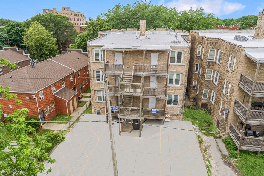 More Photos Of 6731 S Chappel Ave, Chicago Apartments For Sale