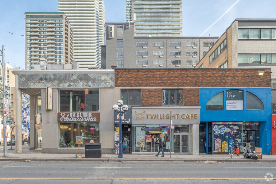 More Photos Of 665-667 Yonge St, Toronto Freestanding For Lease