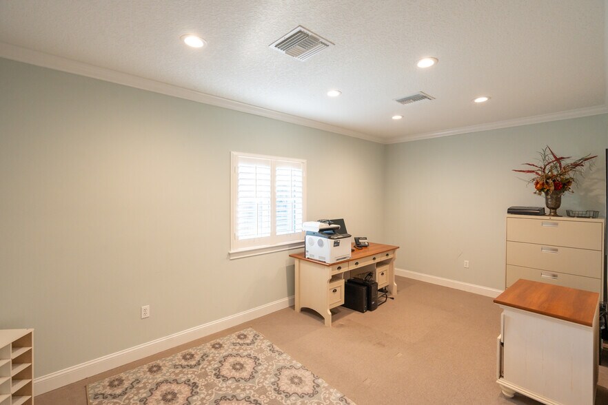 More Photos Of 49 Shores Blvd, Saint Augustine Office For Sale