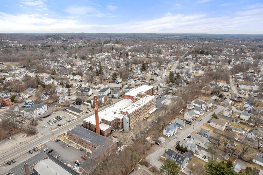 More Photos Of 81 Apsley St, Hudson Manufacturing For Sale