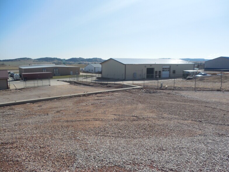 More Photos Of 7875 Black Hawk Rd, Black Hawk Flex For Sale