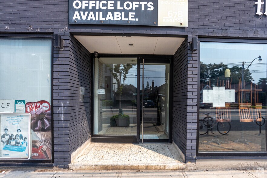 More Photos Of 668-678 Kingston Rd, Toronto Storefront Retail Office For Lease