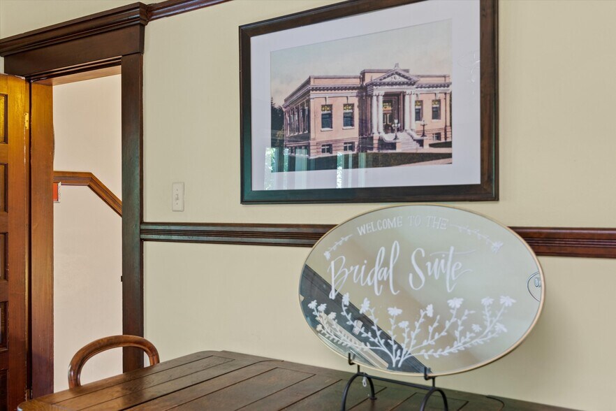 More Photos Of 909 Jefferson St, Red Bluff Specialty For Sale
