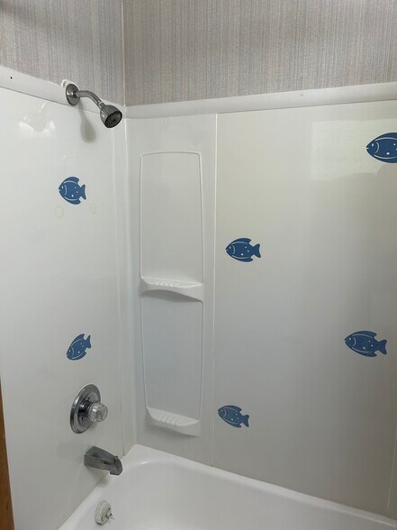 More Photos Of 3145 Stevenson Pier Cir, Sturgeon Bay Hotel For Sale