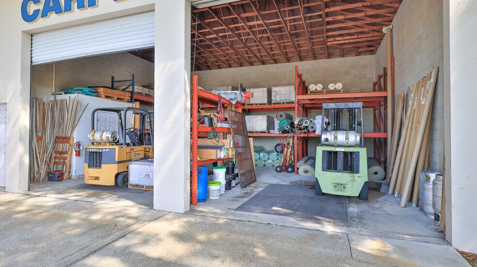 More Photos Of 4720 E Moody Blvd, Bunnell Freestanding For Sale