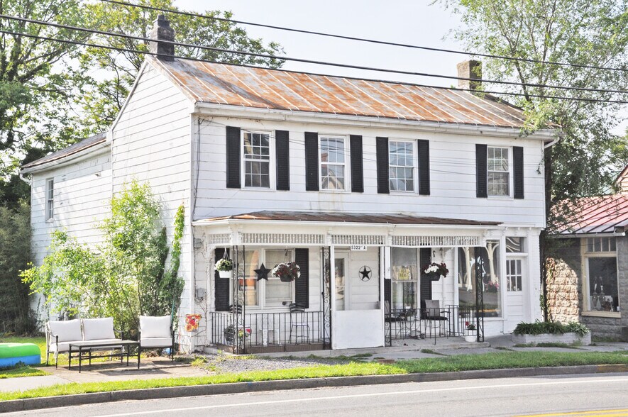 More Photos Of 5322 Main St, Stephens City Storefront Retail Residential For Lease