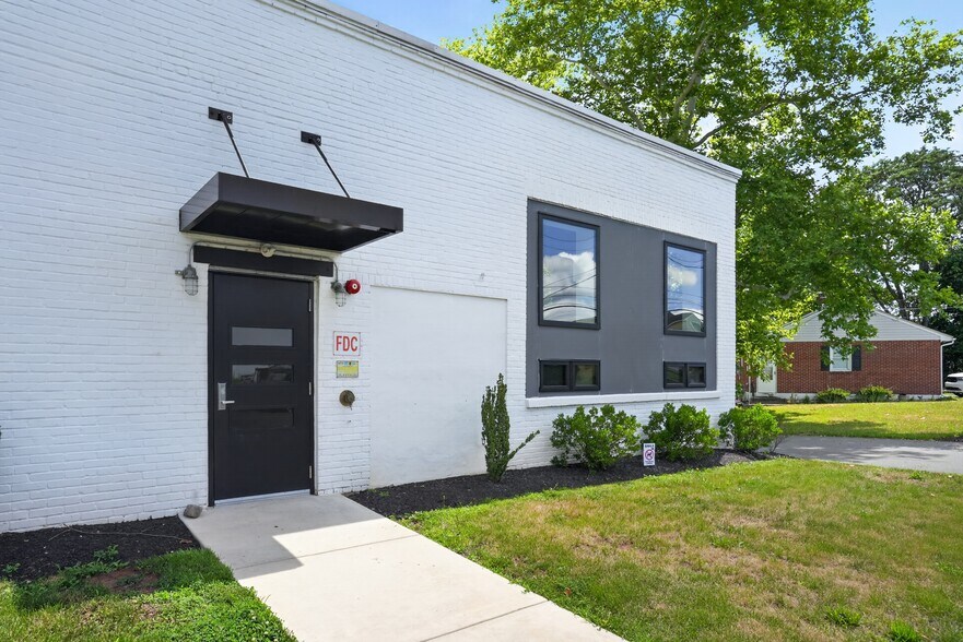 More Photos Of 300 Penn St, Pennsburg Apartments For Sale