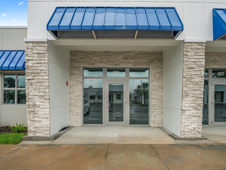 More Photos Of 871-801 Highway 466, Lady Lake Unknown For Lease
