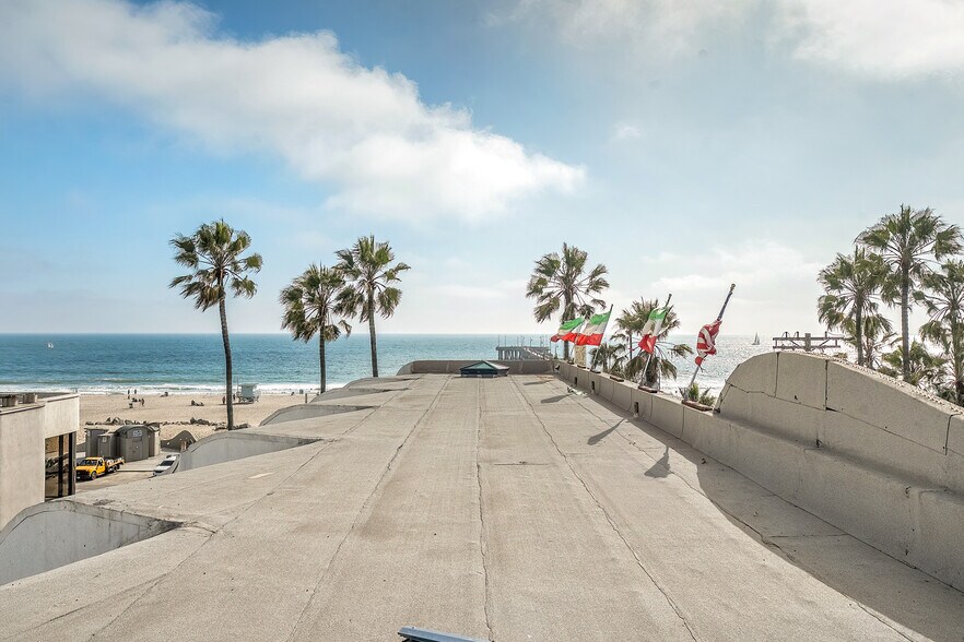 More Photos Of 3111 Ocean Front Walk, Marina Del Rey Apartments For Sale