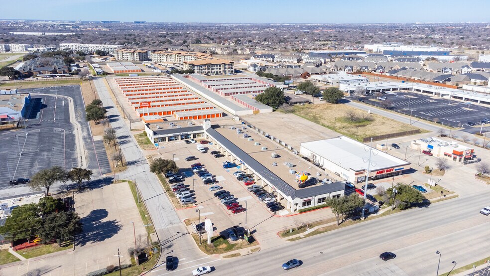 More Photos Of 6455 Hilltop Dr, North Richland Hills Unknown For Lease