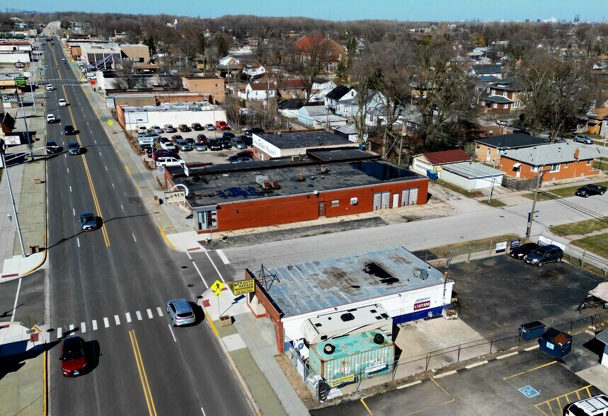 More Photos Of 635 Burnham Ave, Calumet City Auto Repair For Sale