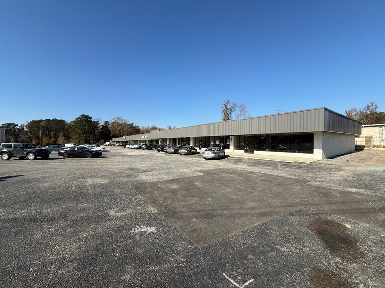 More Photos Of 908 Bacons Bridge Rd, Summerville Unknown For Lease