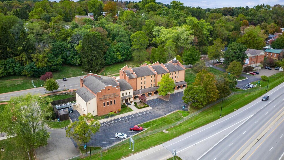 More Photos Of 200 N Whitewoman St, Coshocton Loft Creative Space For Sale