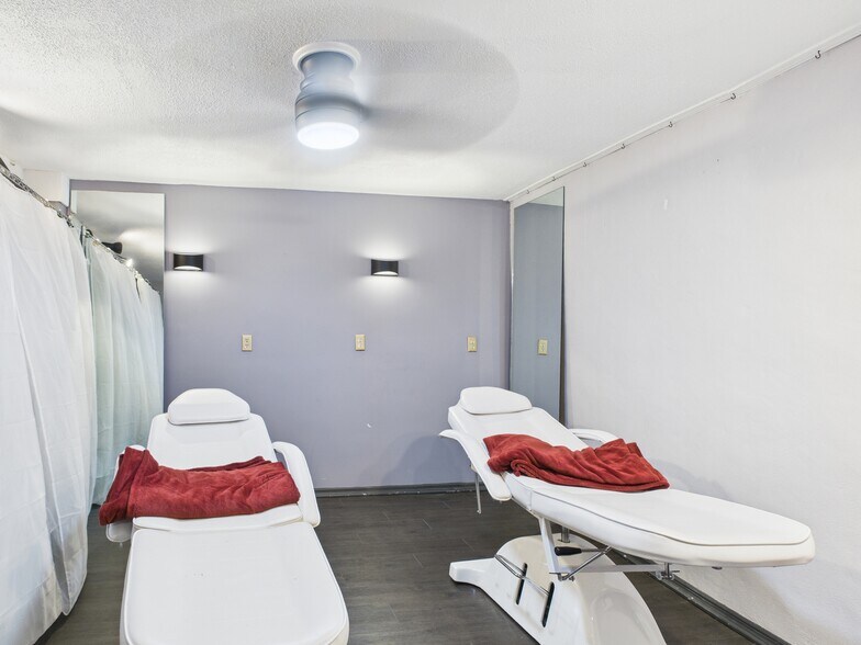 More Photos Of 329 E Dayton Dr, Fairborn Storefront Retail Office For Sale