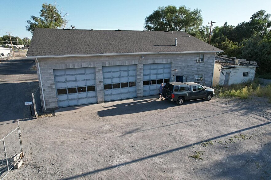 Primary Photo Of 425 S Maple St, Blackfoot Warehouse For Sale