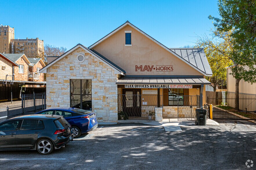 More Photos Of 218 Maverick St, San Antonio Coworking Space