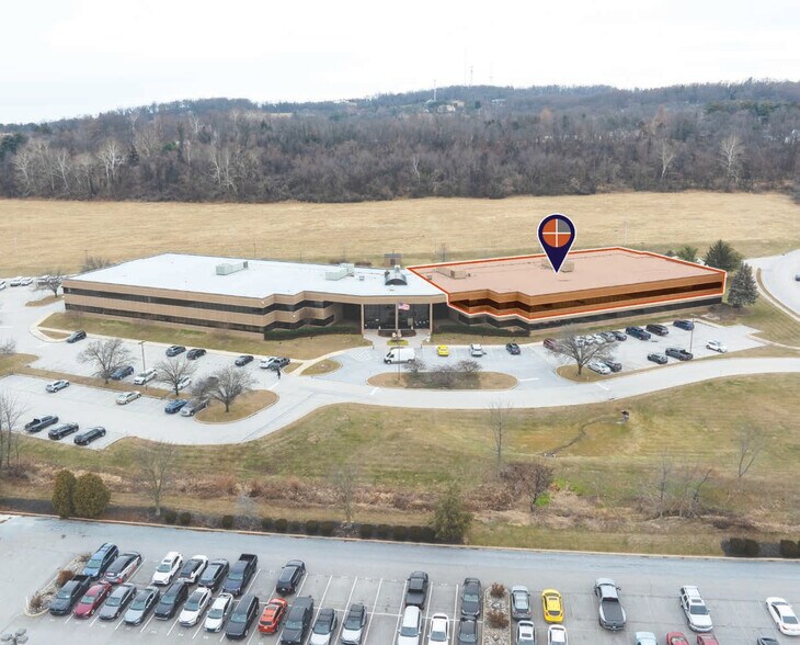 More Photos Of 2401 Pleasant Valley Rd, York Office For Lease