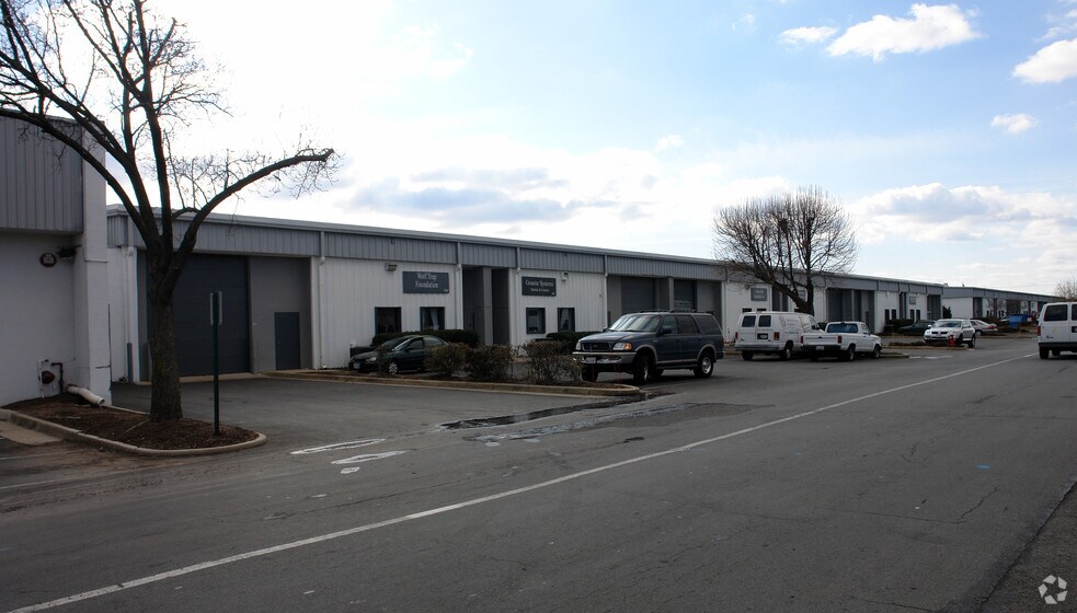More Photos Of 301-366 Victory Dr, Herndon Flex For Lease