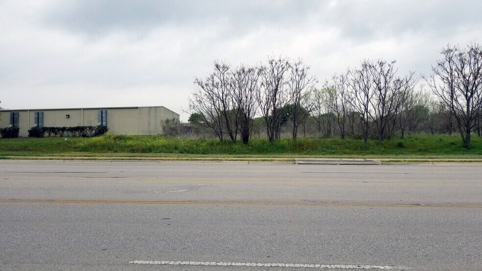 More Photos Of 2300 Hunter Rd, San Marcos Land For Sale