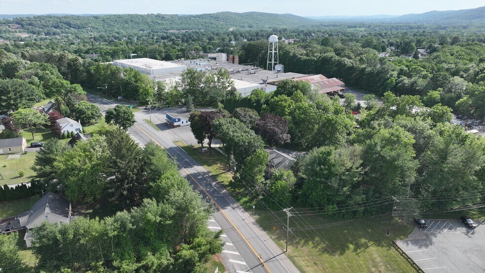 More Photos Of 205 State Route 31 N, Washington Office Residential For Sale