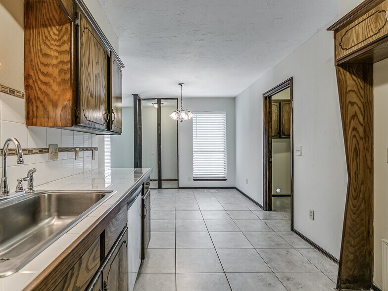 More Photos Of , Oklahoma City Specialty For Sale