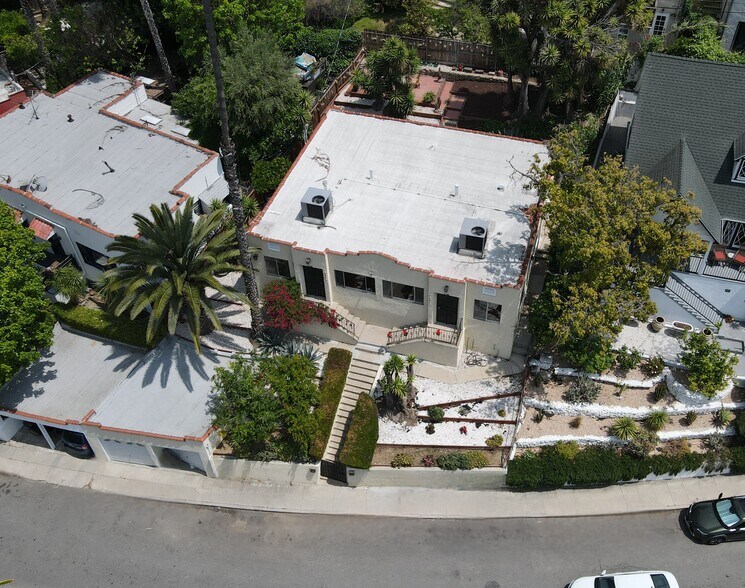 More Photos Of 3331 Hamilton Way, Los Angeles Apartments For Sale
