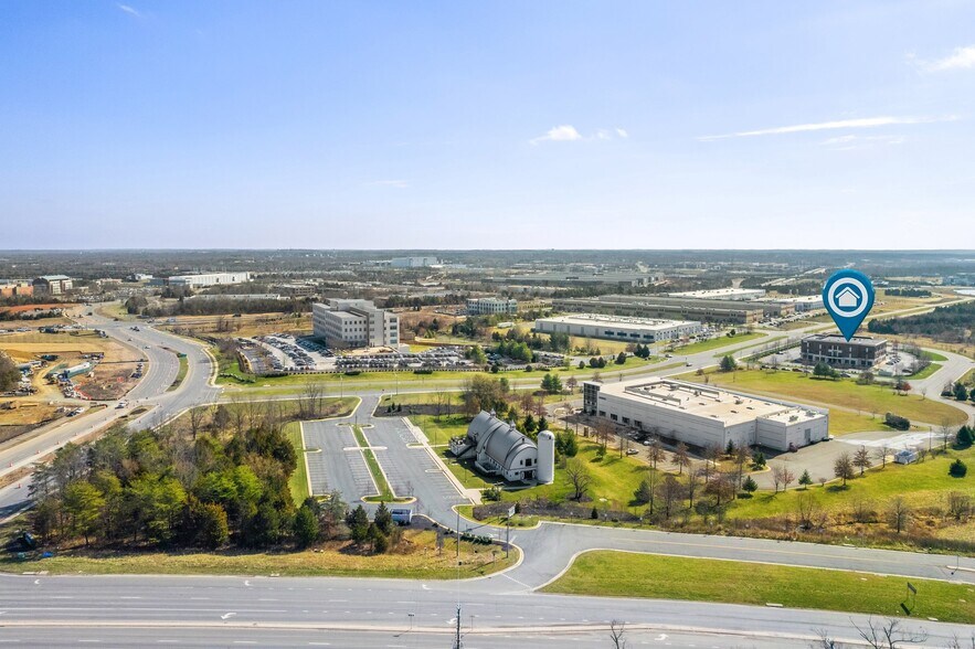 More Photos Of 11220 Assett Loop, Manassas Office For Lease