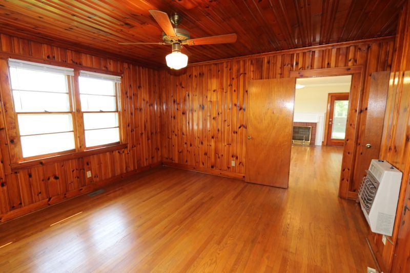 More Photos Of 2541 Locust Hill Rd, Taylors Office Residential For Lease