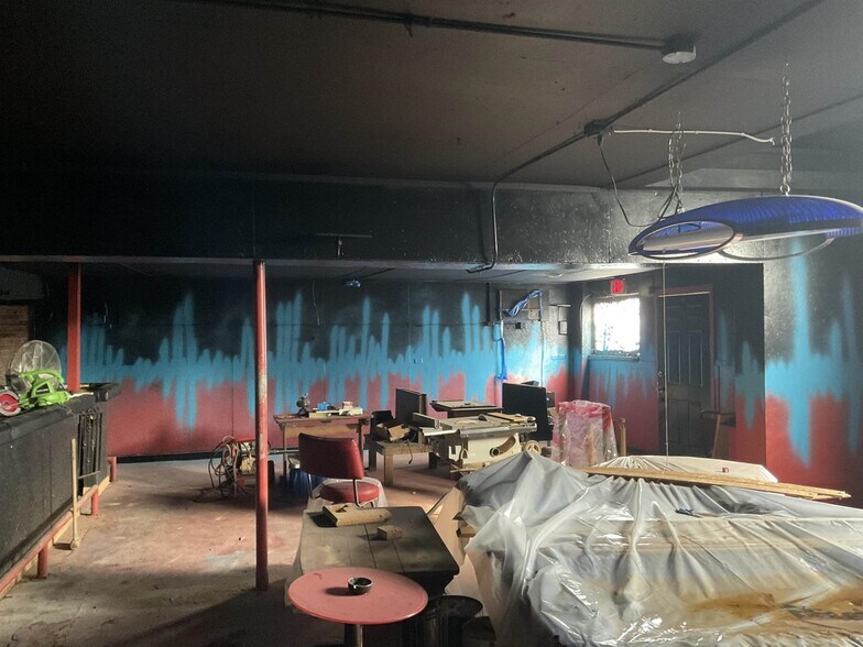 More Photos Of 449 E College St, Jackson General Retail For Sale