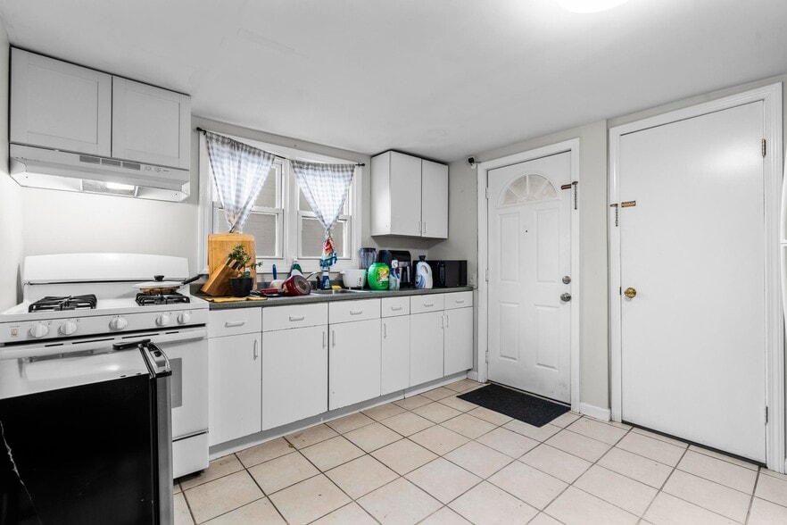 More Photos Of , Norwalk Unknown For Sale