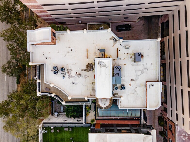 More Photos Of 240 1st Ave S, Saint Petersburg Loft Creative Space For Sale