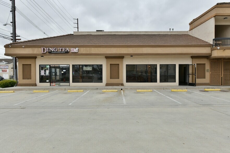 More Photos Of 24705 Narbonne Ave, Lomita Unknown For Lease