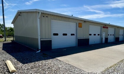 More Photos Of 4211 S Limit Ave, Sedalia Auto Repair For Lease