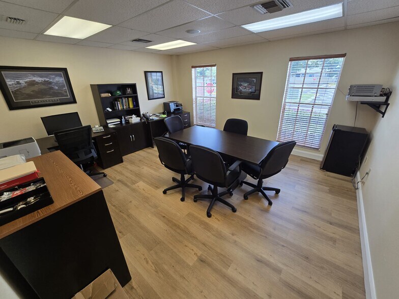 More Photos Of 7777 N University Dr, Tamarac Medical For Sale