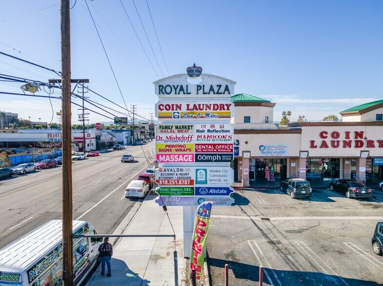 More Photos Of 8363 Reseda Blvd, Northridge Unknown For Sale