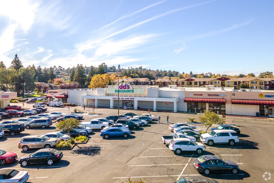 More Photos Of 3355-3375 Sonoma Blvd, Vallejo Freestanding For Lease