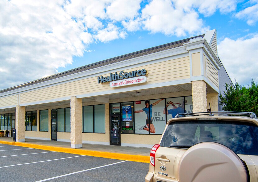 More Photos Of 138-140 S Main St, Milford Unknown For Lease