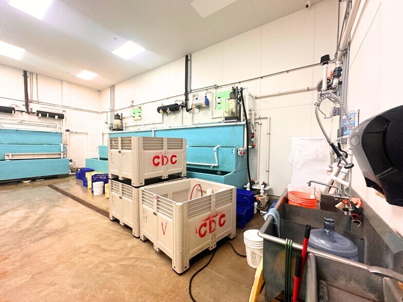 More Photos Of 12800 Bathgate Way, Richmond Warehouse For Lease