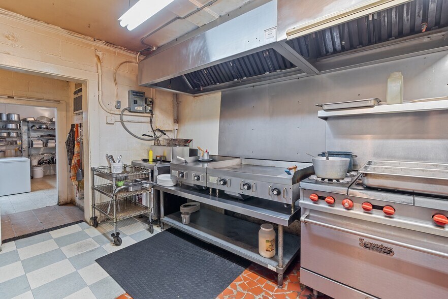 More Photos Of 1128 N Main St, Oakboro Restaurant For Sale