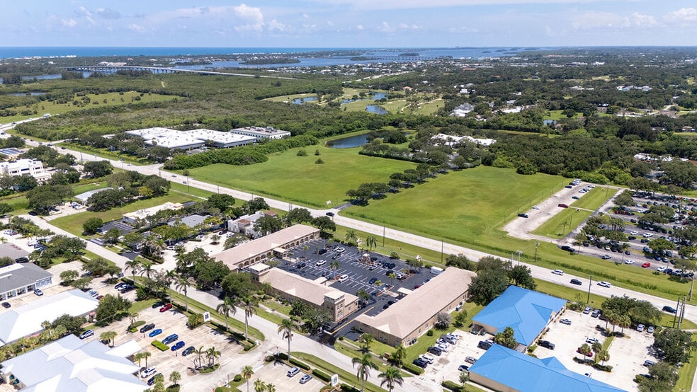 More Photos Of 923-931 37th Pl, Vero Beach Medical For Lease