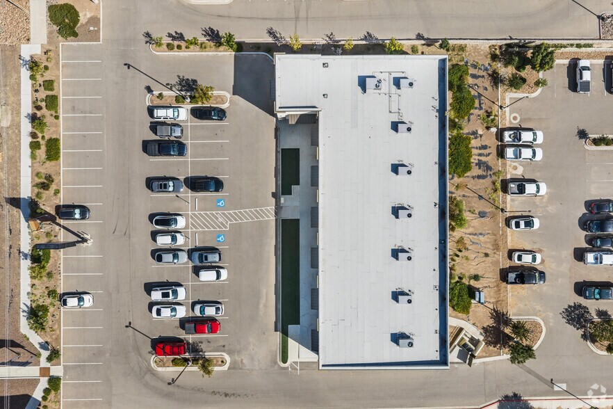 More Photos Of 3624 Joe Battle Blvd, El Paso Storefront For Lease
